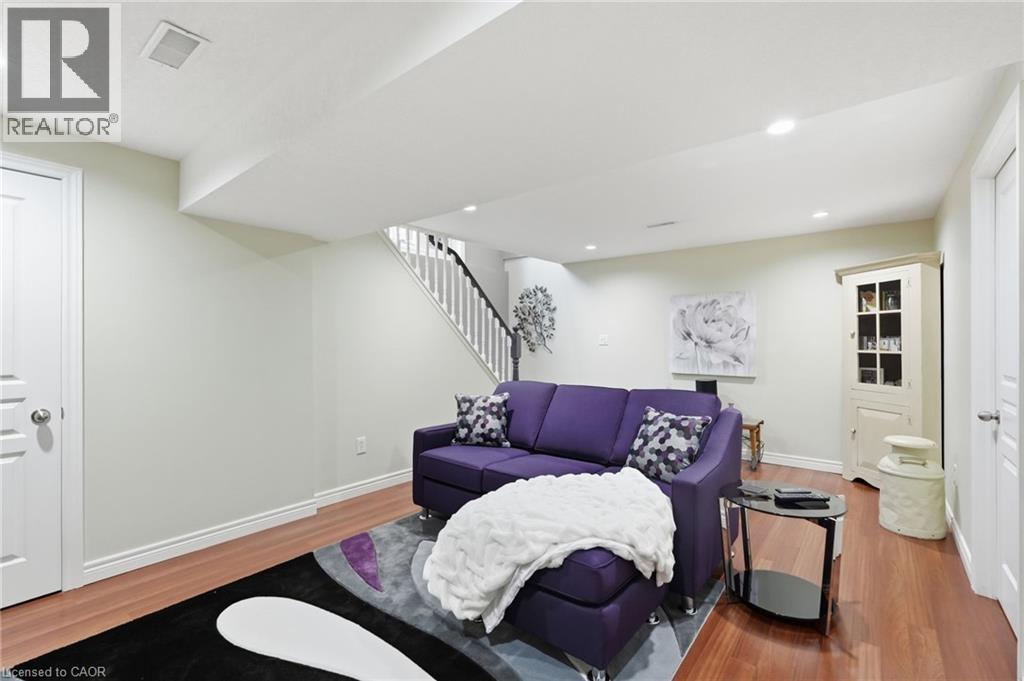 5317 Applegarth Drive, Burlington, Ontario  L7L 7E3 - Photo 35 - 40808262