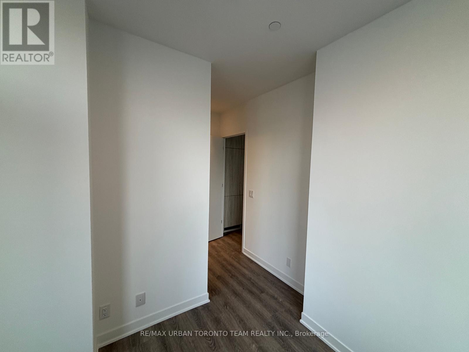 1017 - 180 Front Street E, Toronto, Ontario  M5A 0K9 - Photo 10 - C12835088