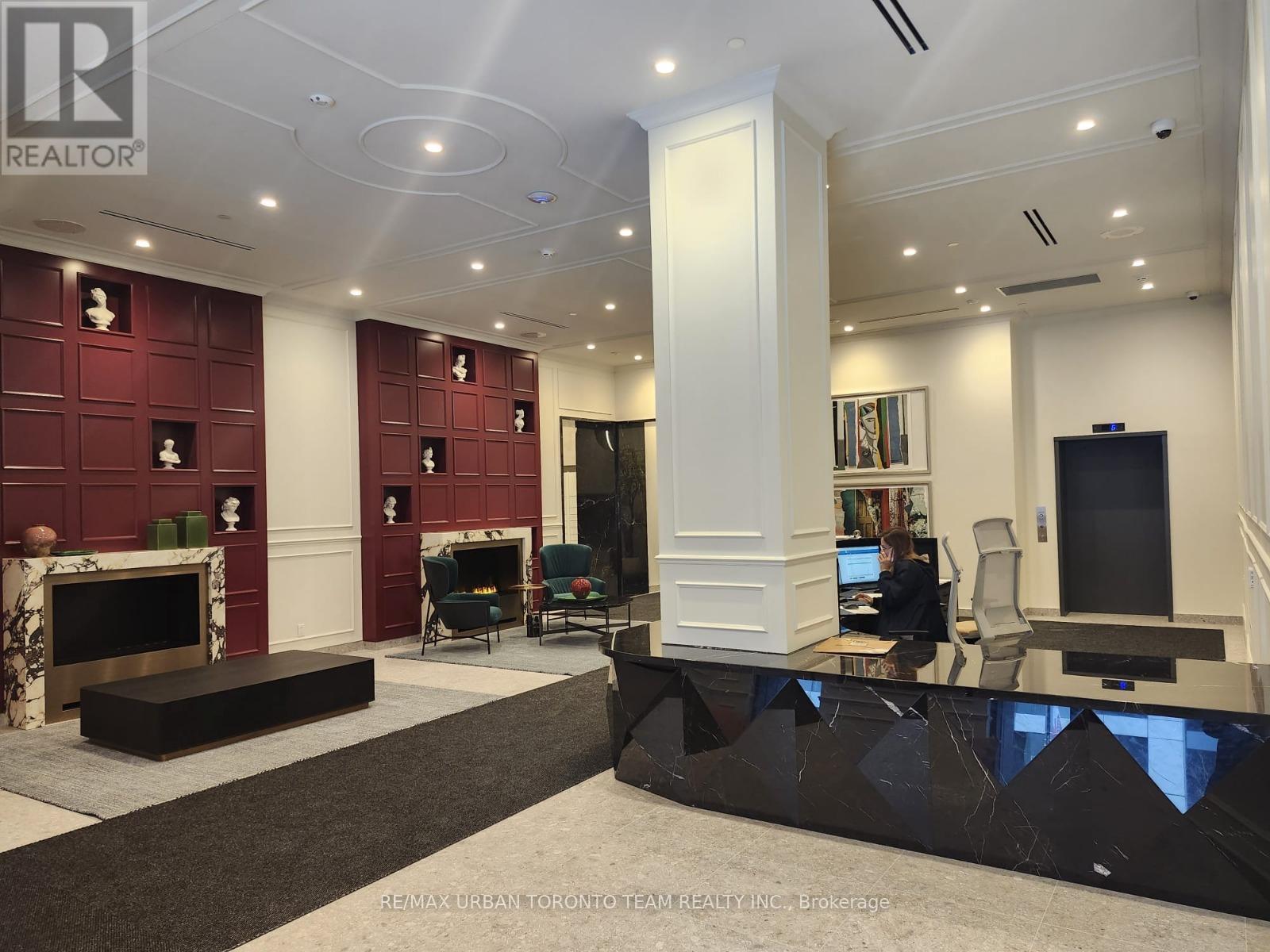 1017 - 180 Front Street E, Toronto, Ontario  M5A 0K9 - Photo 12 - C12835088