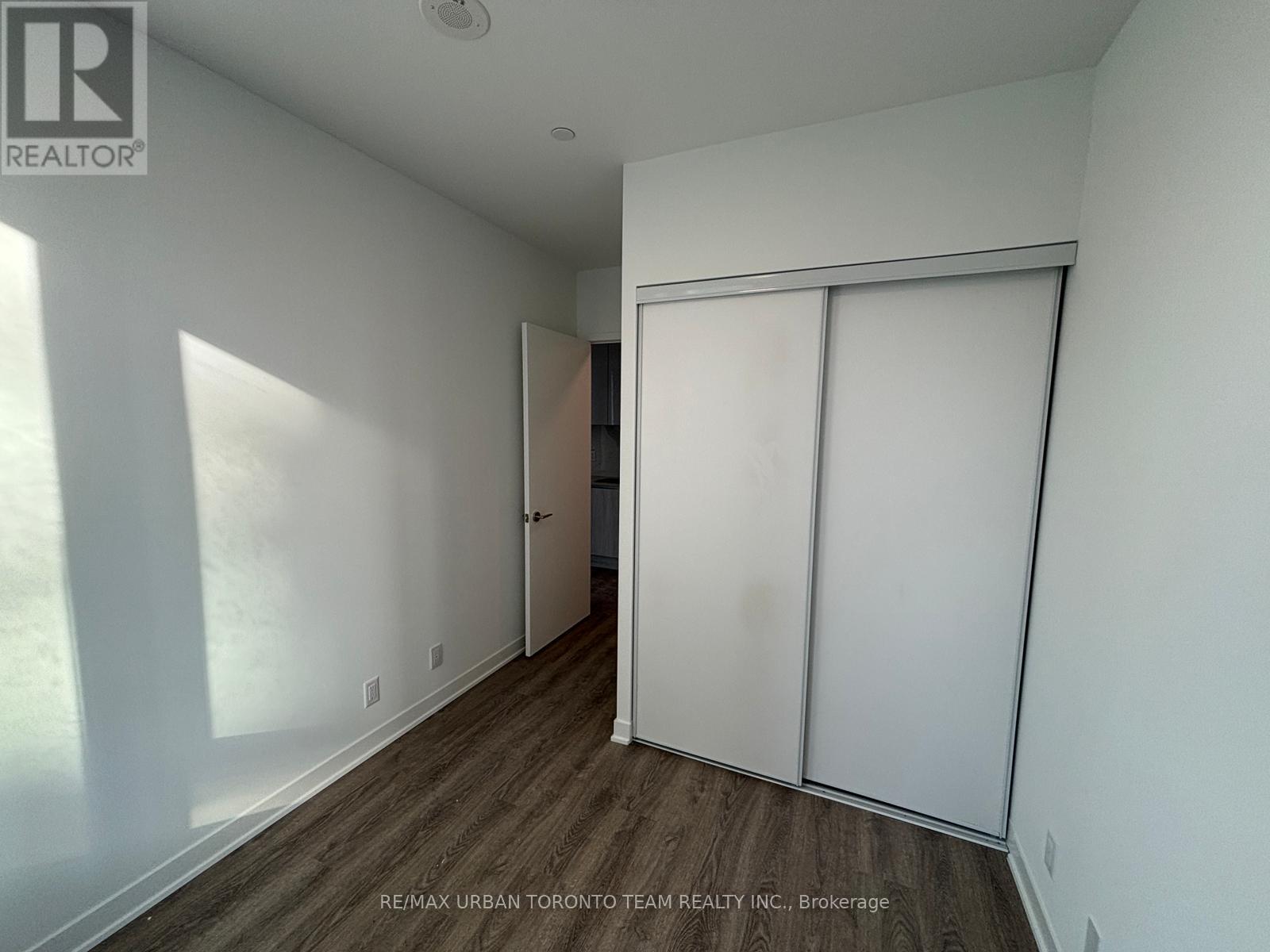 1017 - 180 Front Street E, Toronto, Ontario  M5A 0K9 - Photo 7 - C12835088