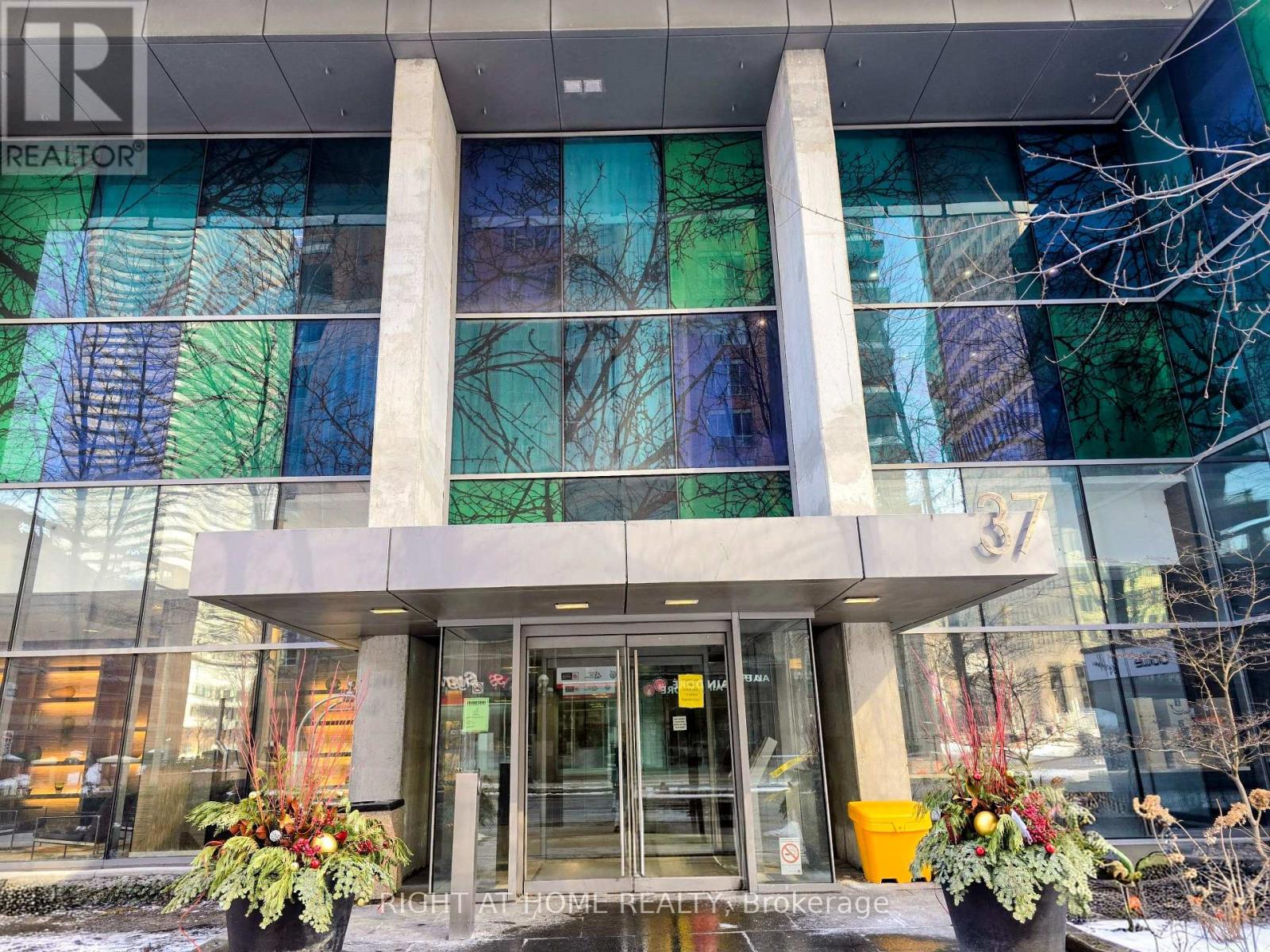 606 - 37 Grosvenor Street, Toronto (Bay Street Corridor), Ontario  M4Y 3G5 - Photo 16 - C12835092