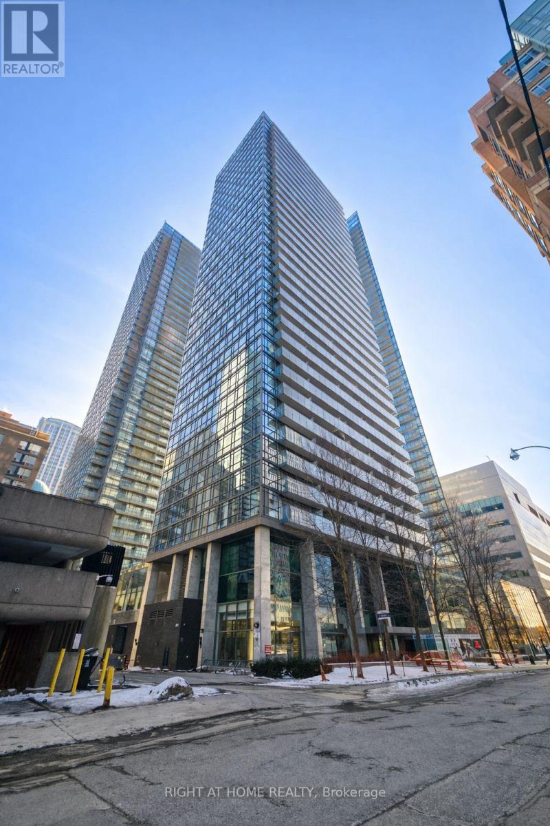 606 - 37 Grosvenor Street, Toronto (Bay Street Corridor), Ontario  M4Y 3G5 - Photo 17 - C12835092