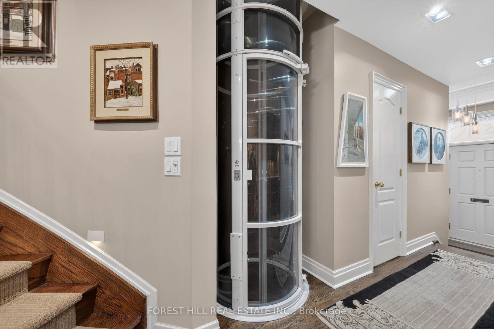 252 Spadina Road, Toronto, Ontario  M5R 2V1 - Photo 14 - C12835154