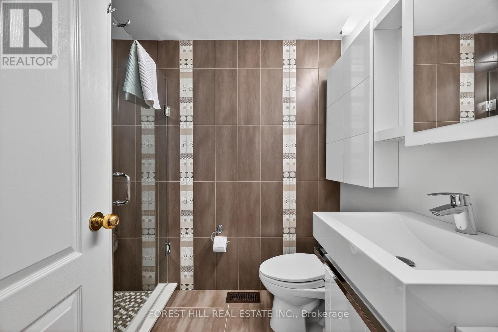 252 Spadina Road, Toronto, Ontario  M5R 2V1 - Photo 20 - C12835154