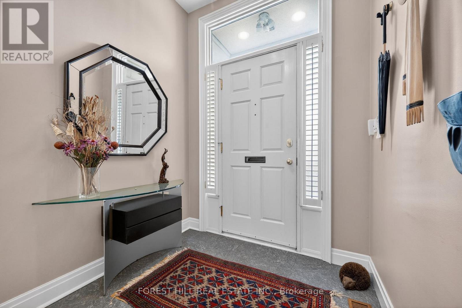 252 Spadina Road, Toronto, Ontario  M5R 2V1 - Photo 3 - C12835154