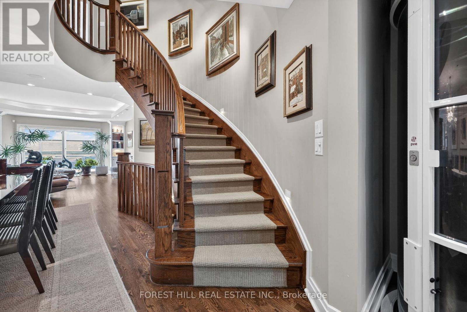 252 Spadina Road, Toronto, Ontario  M5R 2V1 - Photo 7 - C12835154