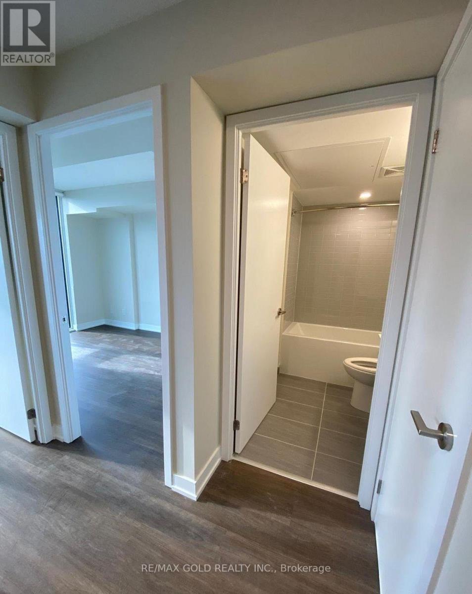 515 - 38 Monte Kwinter Court, Toronto, Ontario  M3H 0E2 - Photo 7 - C12835170