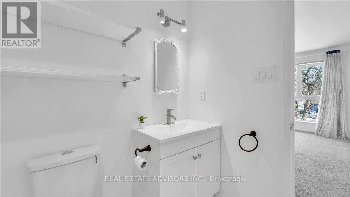 26 Anvil Mill Way, Toronto, Ontario  M2L 1R1 - Photo 13 - C12835222