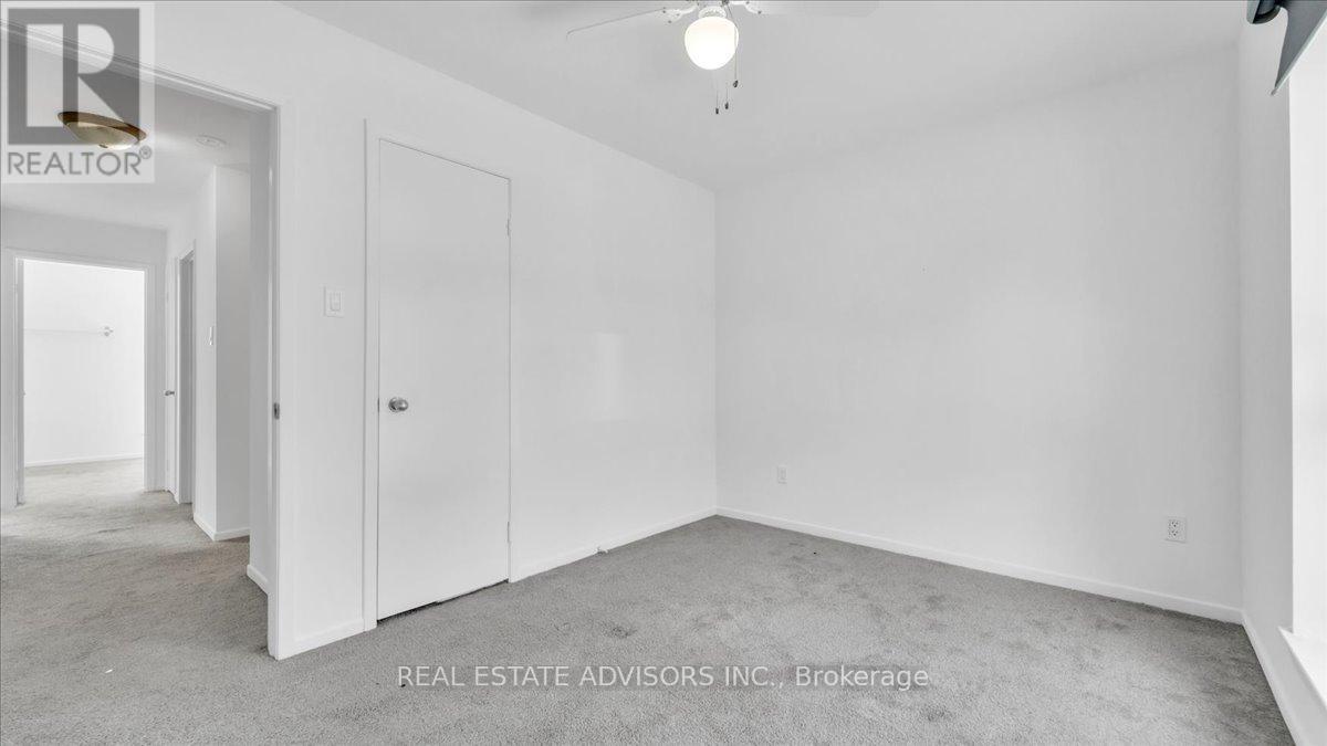 26 Anvil Mill Way, Toronto, Ontario  M2L 1R1 - Photo 17 - C12835222