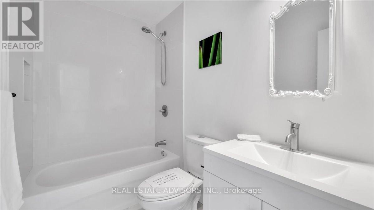 26 Anvil Mill Way, Toronto, Ontario  M2L 1R1 - Photo 18 - C12835222