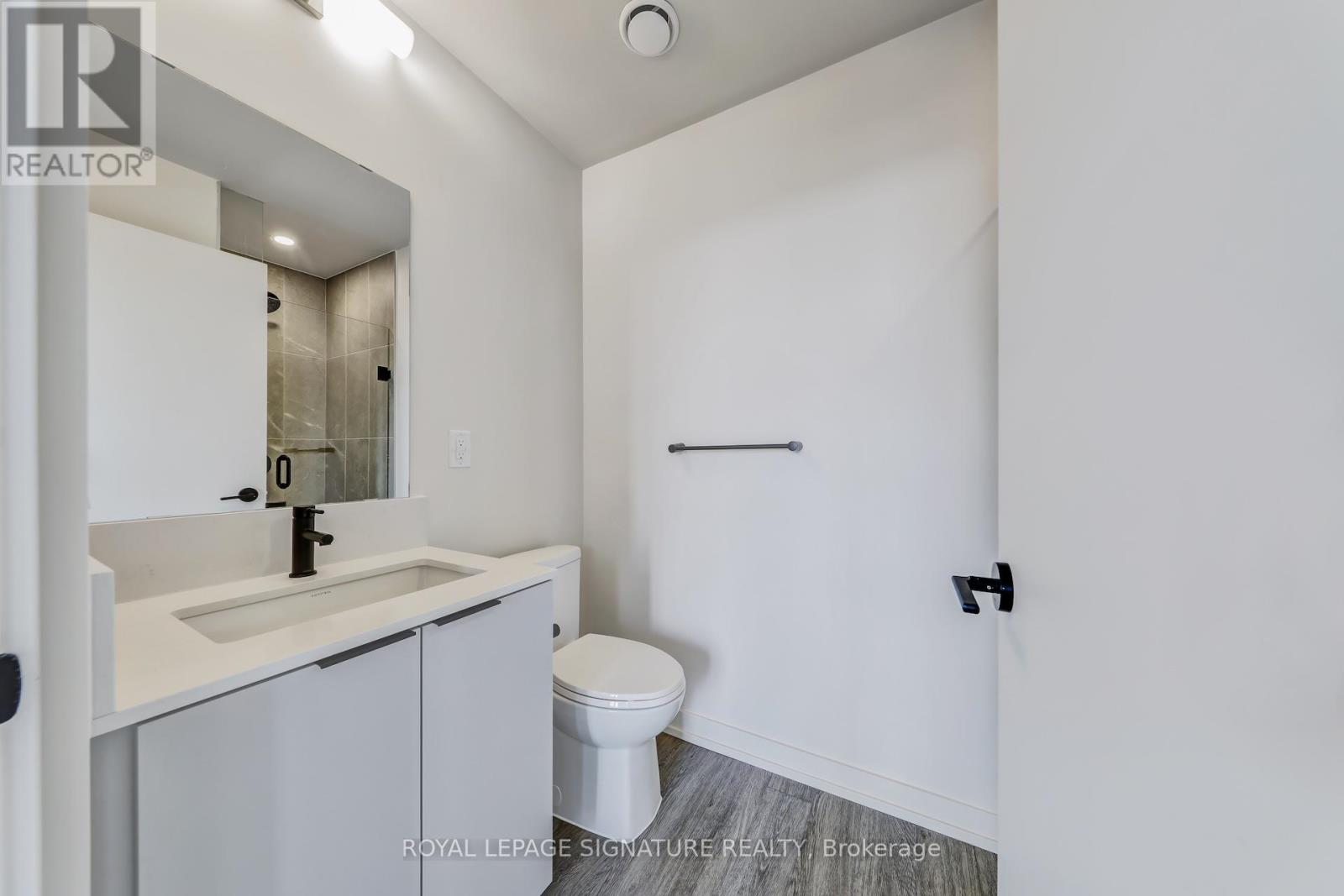 602 - 181 Sterling Road, Toronto, Ontario  M6R 2B2 - Photo 14 - C12835266