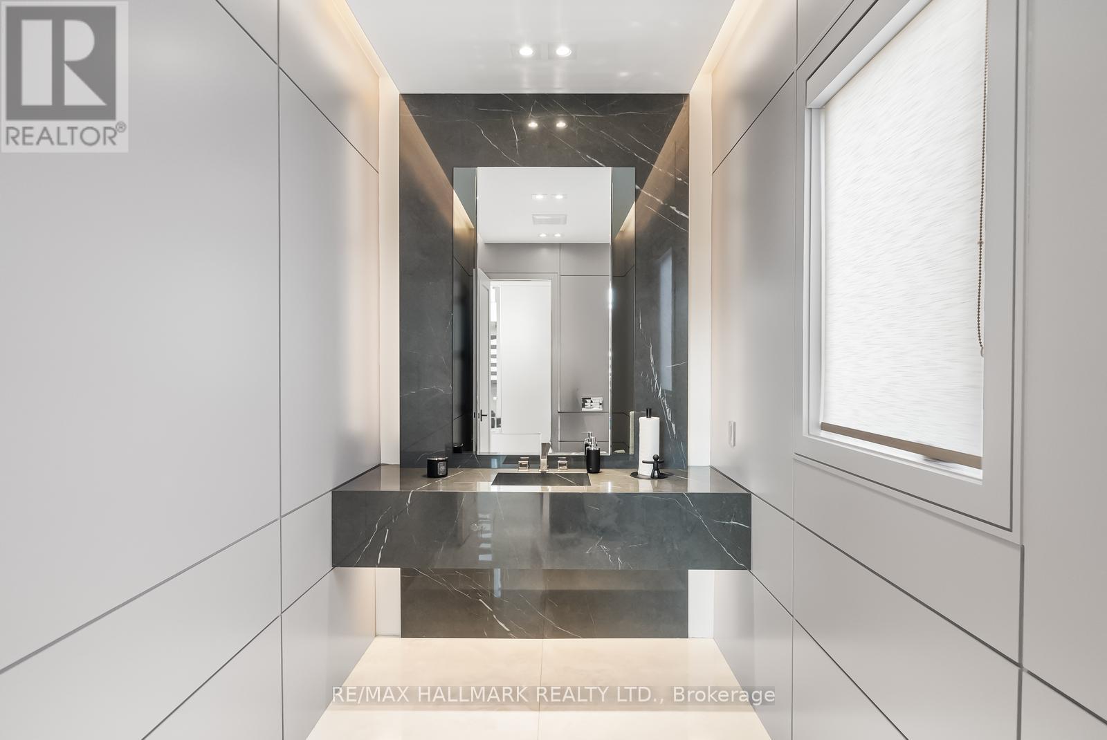 65 Whittaker Crescent, Toronto, Ontario  M2K 1K9 - Photo 13 - C12835296