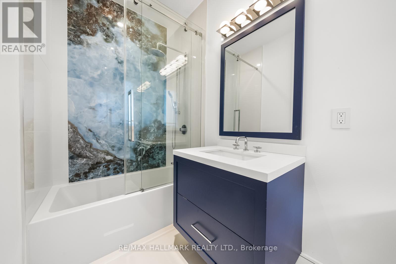 65 Whittaker Crescent, Toronto, Ontario  M2K 1K9 - Photo 34 - C12835296