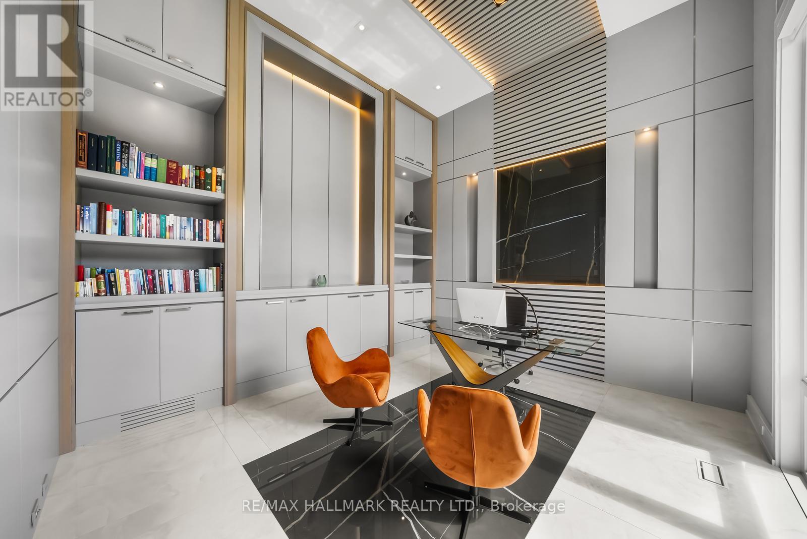 65 Whittaker Crescent, Toronto, Ontario  M2K 1K9 - Photo 4 - C12835296