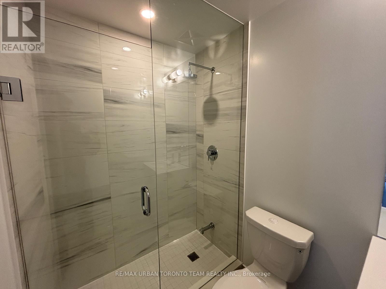 1009 - 180 Front Street E, Toronto, Ontario  M5A 0K9 - Photo 9 - C12835298