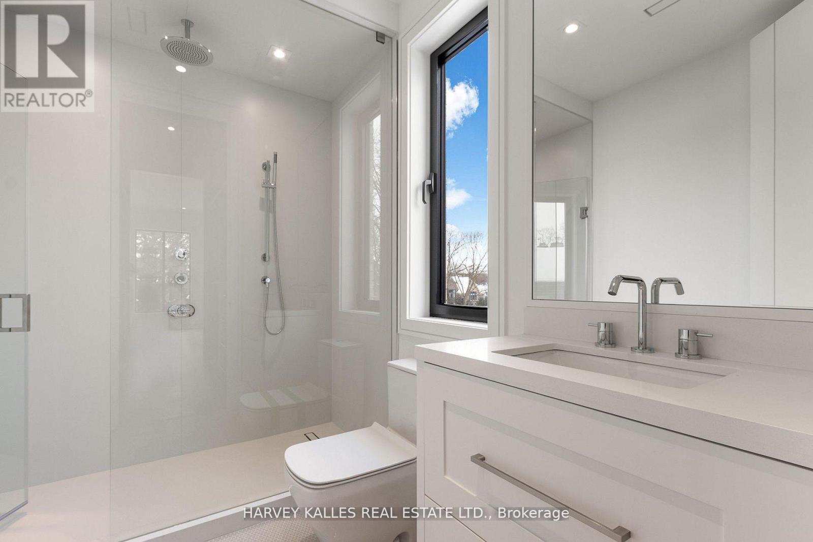 370 Glengrove Avenue W, Toronto, Ontario  M5N 1W5 - Photo 31 - C12835306