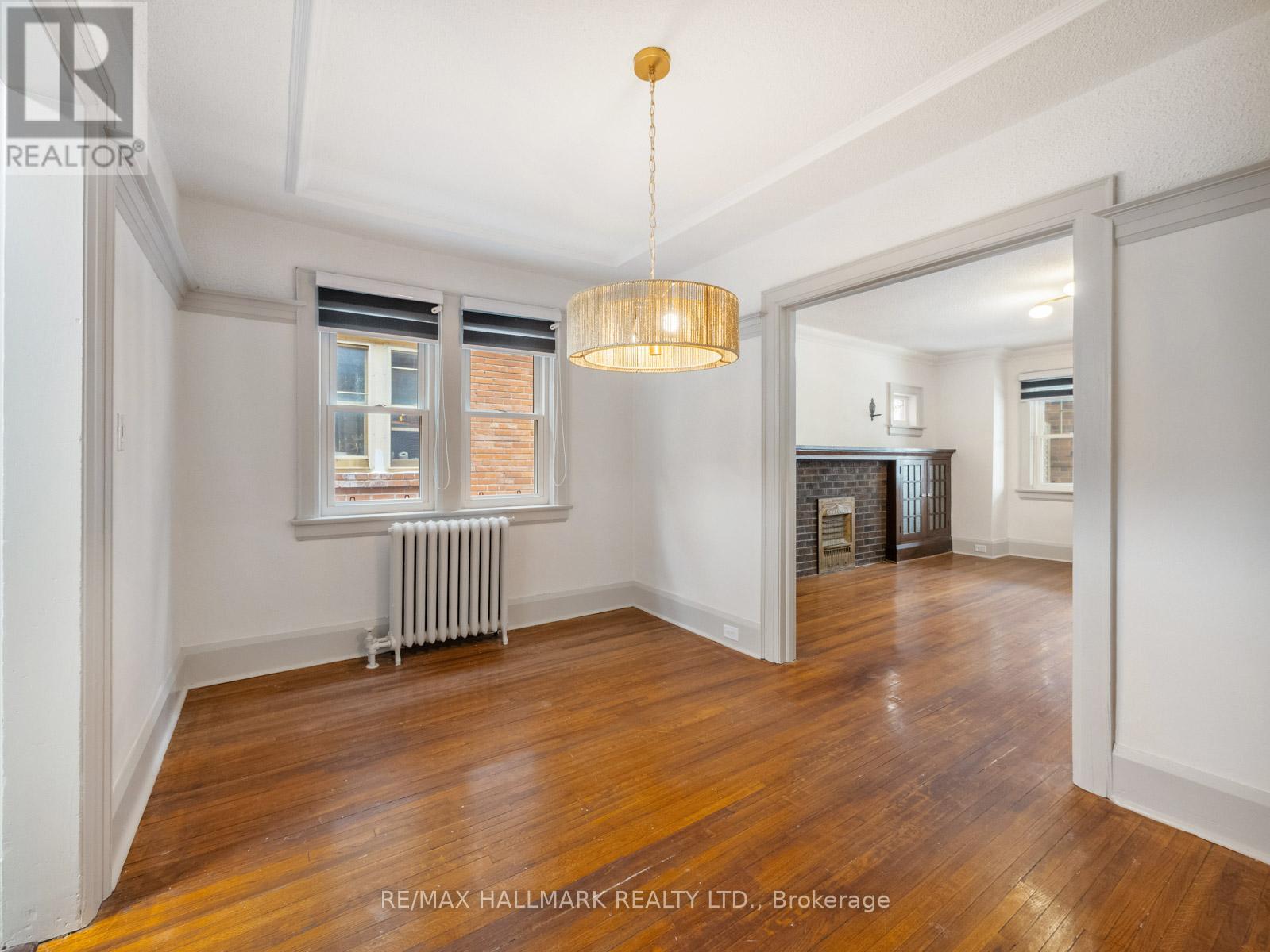 42 Glen Manor Drive, Toronto, Ontario  M4E 2X2 - Photo 10 - E12835146