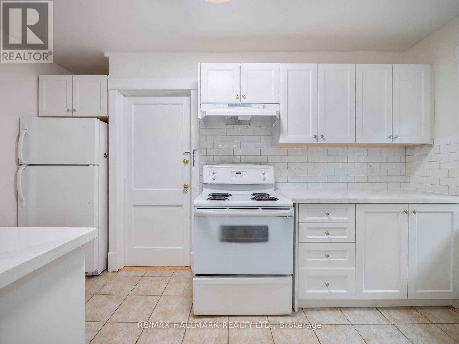 42 Glen Manor Drive, Toronto, Ontario  M4E 2X2 - Photo 25 - E12835146