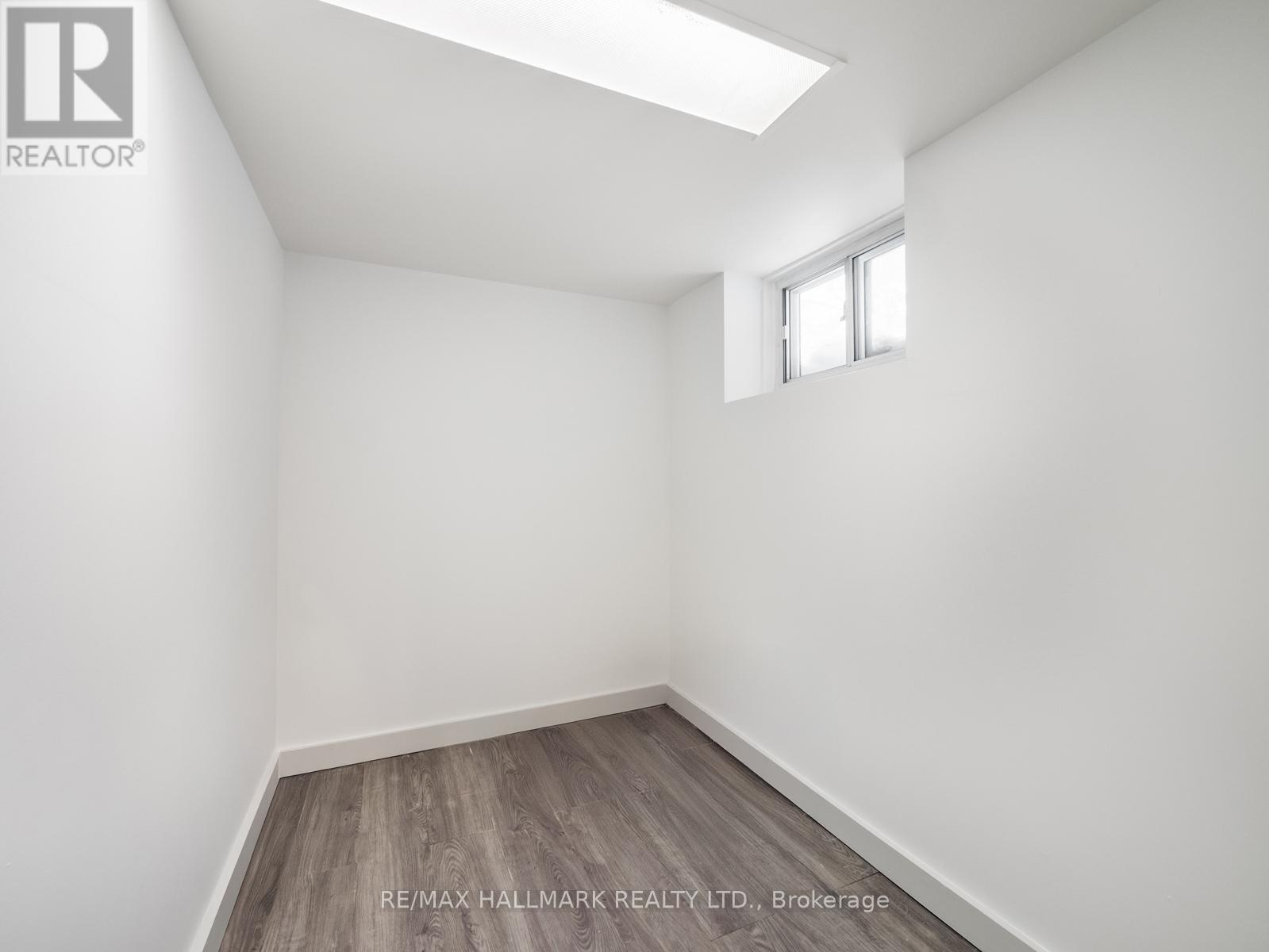 42 Glen Manor Drive, Toronto, Ontario  M4E 2X2 - Photo 38 - E12835146