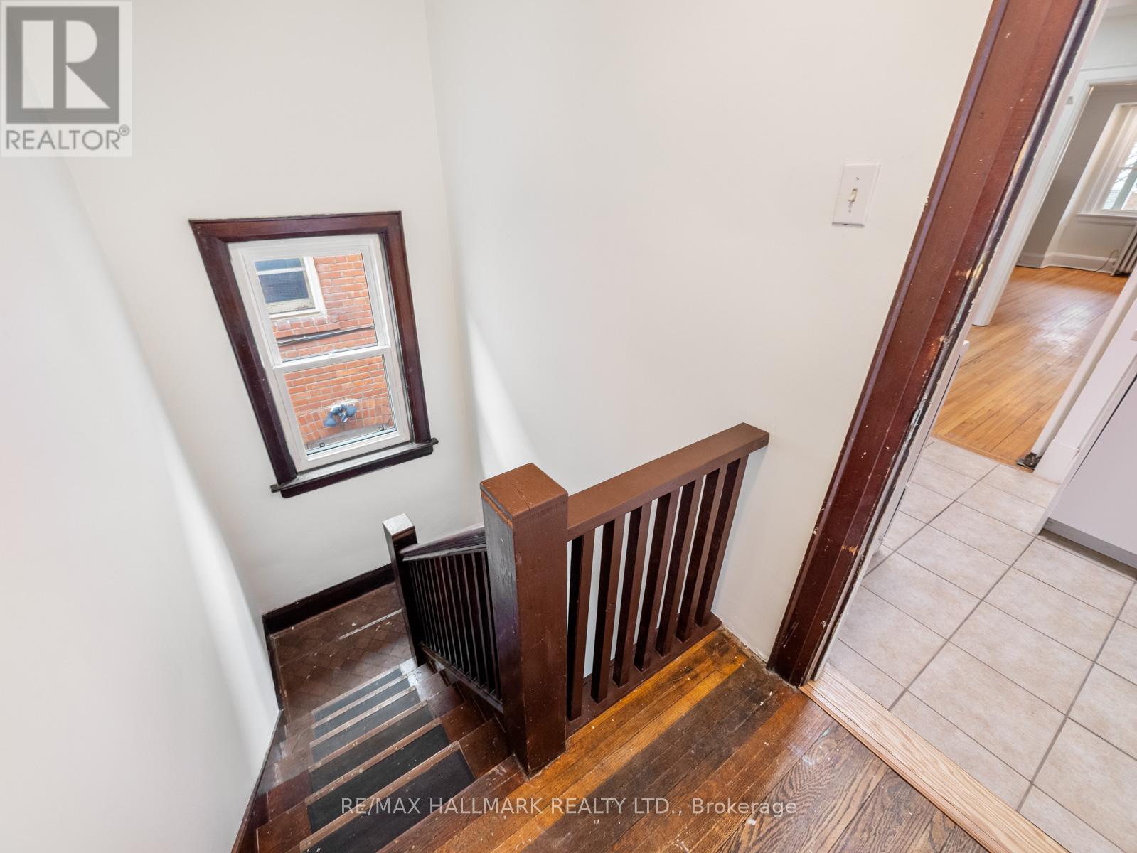 42 Glen Manor Drive, Toronto, Ontario  M4E 2X2 - Photo 39 - E12835146