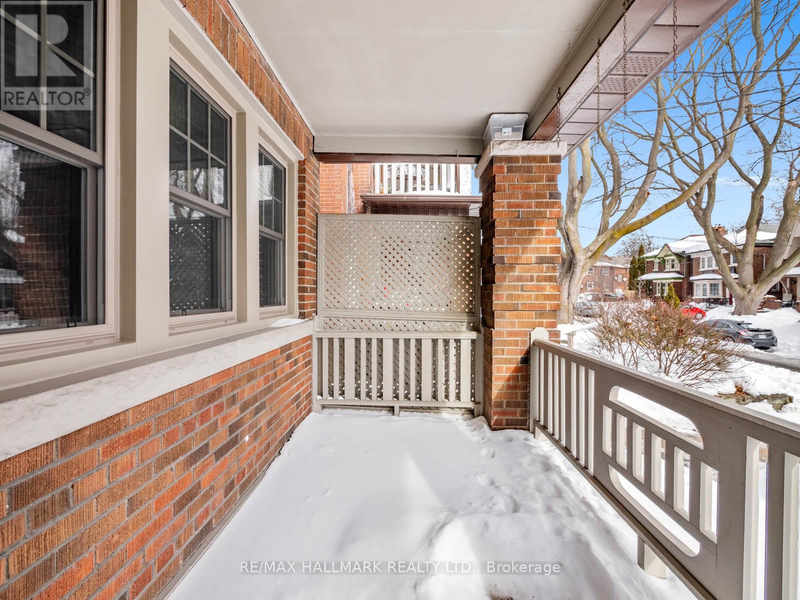 42 Glen Manor Drive, Toronto, Ontario  M4E 2X2 - Photo 4 - E12835146