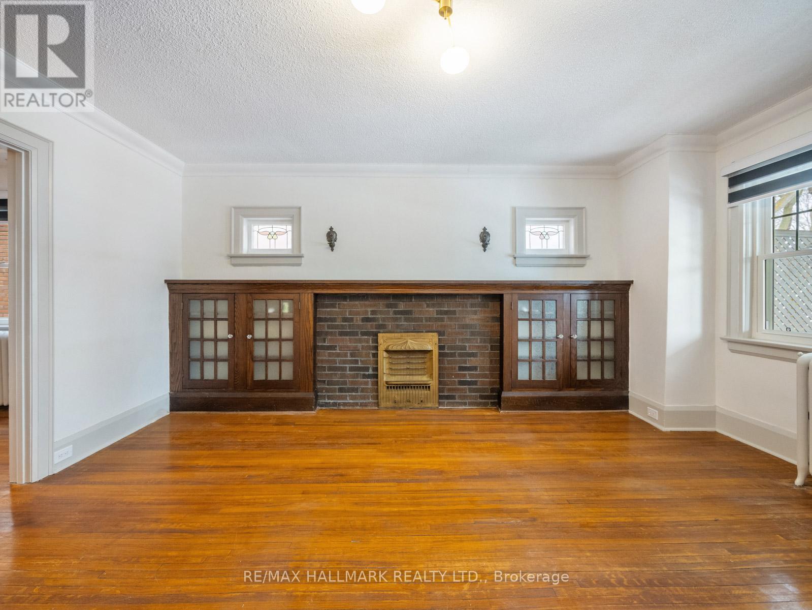 42 Glen Manor Drive, Toronto, Ontario  M4E 2X2 - Photo 6 - E12835146