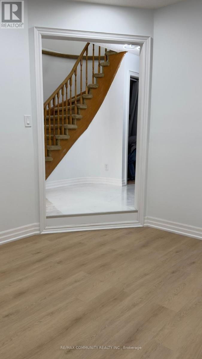 29 Mansewood Gardens, Toronto, Ontario  M1E 5A4 - Photo 10 - E12835314