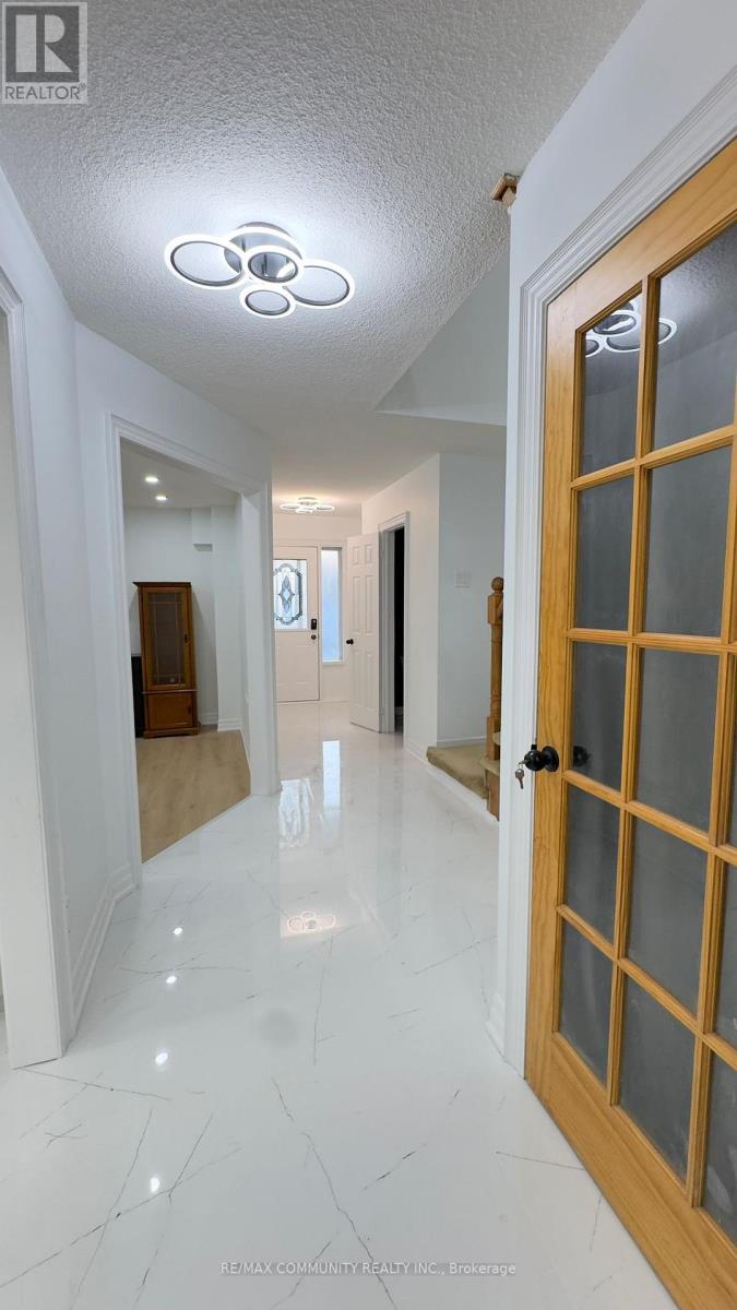 29 Mansewood Gardens, Toronto, Ontario  M1E 5A4 - Photo 18 - E12835314