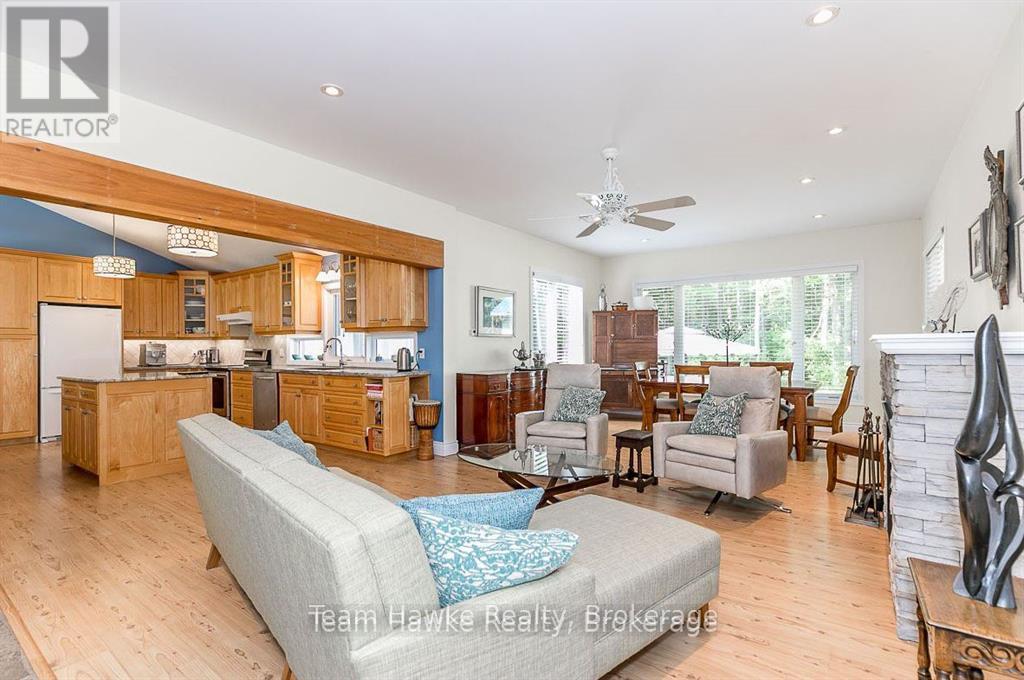 36 Rosemary Drive, Tiny, Ontario  L0L 2T0 - Photo 11 - S12835214