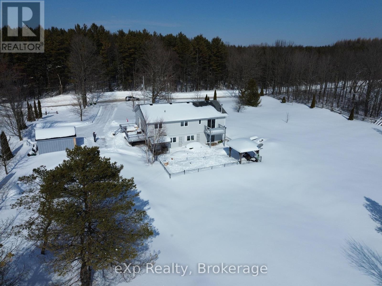 585206 10a Side Road, Grey Highlands, Ontario  K7S 3G7 - Photo 3 - X12834912