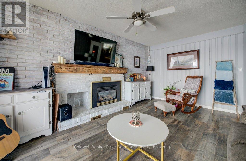 77 2nd Street Crescent, Hanover, Ontario  N4N 3K3 - Photo 22 - X12835366