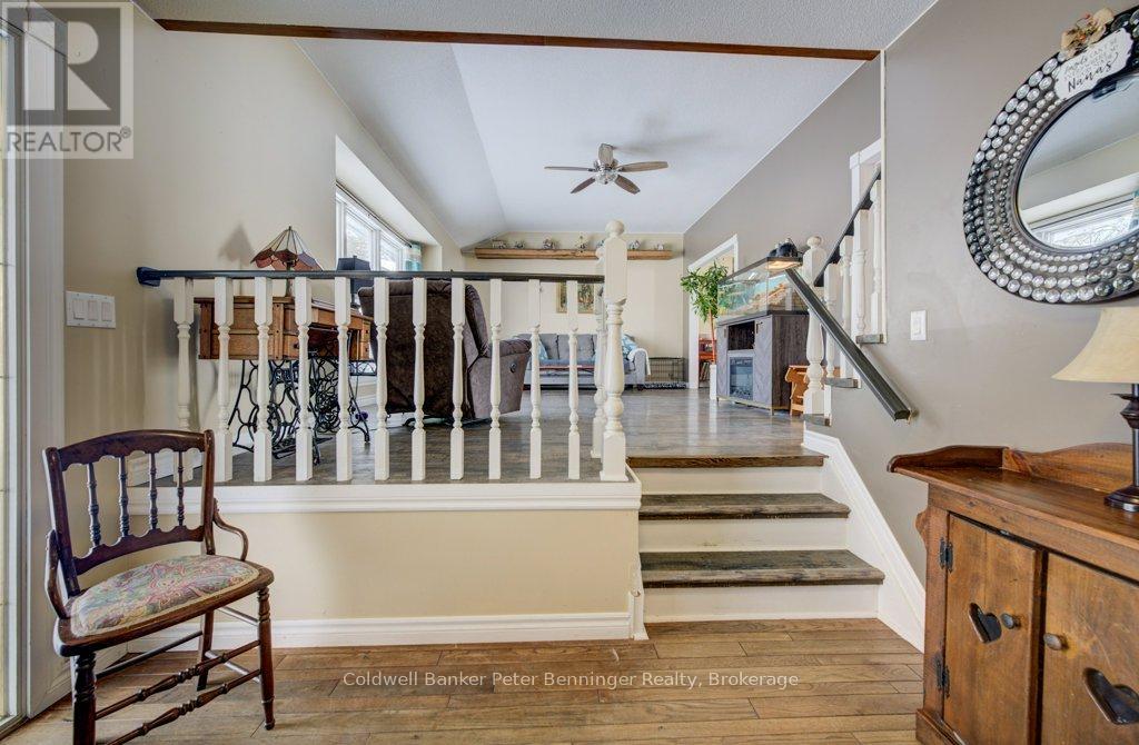 77 2nd Street Crescent, Hanover, Ontario  N4N 3K3 - Photo 6 - X12835366