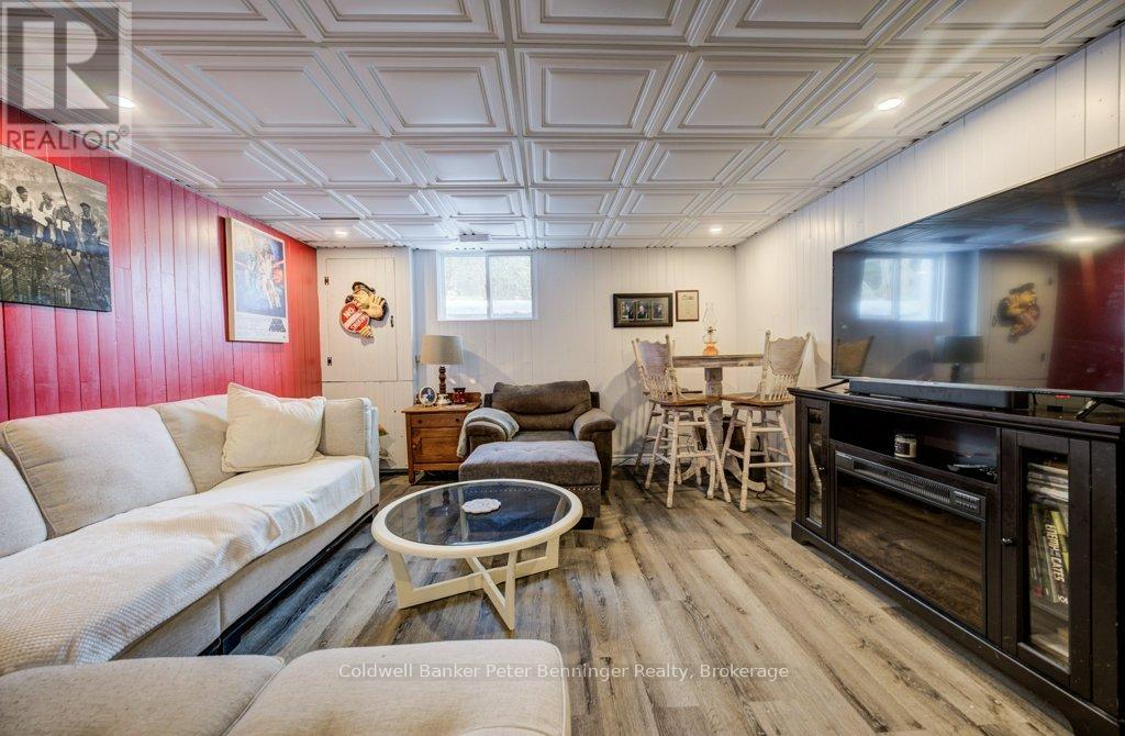 77 2nd Street Crescent, Hanover, Ontario  N4N 3K3 - Photo 35 - X12835366