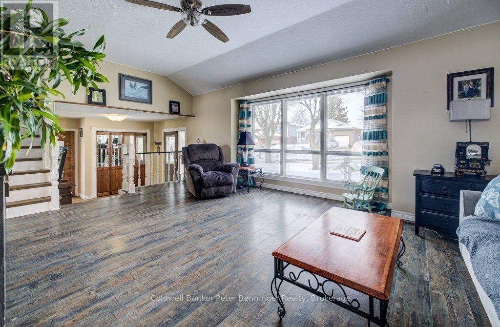 77 2nd Street Crescent, Hanover, Ontario  N4N 3K3 - Photo 7 - X12835366