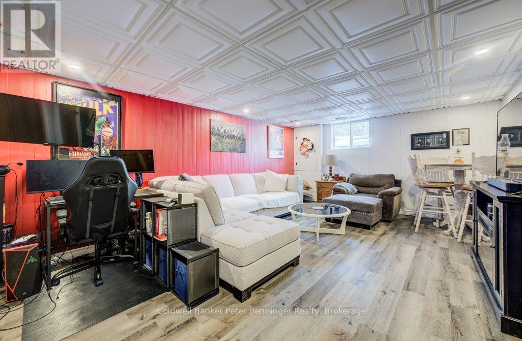 77 2nd Street Crescent, Hanover, Ontario  N4N 3K3 - Photo 37 - X12835366