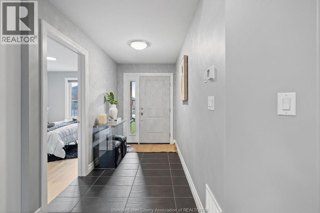 1322 Tom Toth, Lasalle, Ontario N9H 0L9 - Photo 3 - 26004341