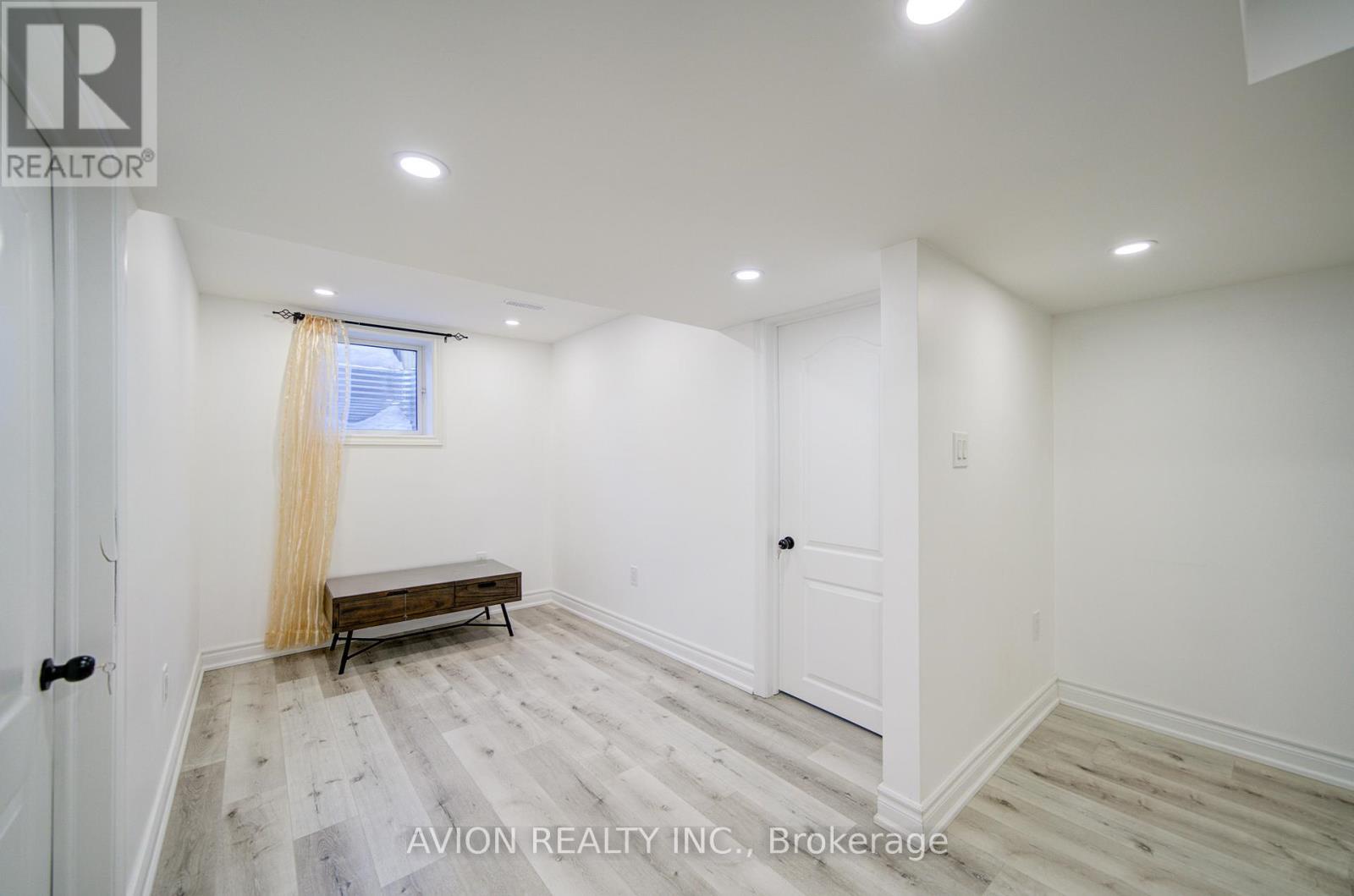 Basement - 12 Parsell Street, Richmond Hill, Ontario  L4E 0C7 - Photo 11 - N12835082