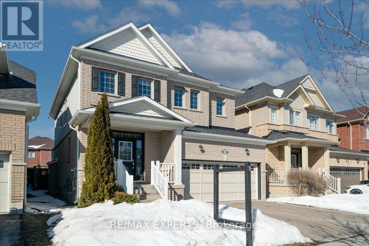 10 Mccabe Lane, New Tecumseth (Tottenham), Ontario  L0G 1W0 - Photo 1 - N12835206