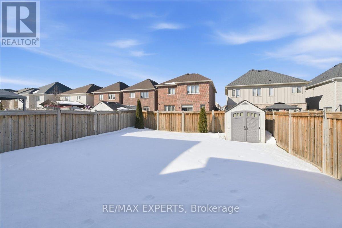 10 Mccabe Lane, New Tecumseth (Tottenham), Ontario  L0G 1W0 - Photo 38 - N12835206