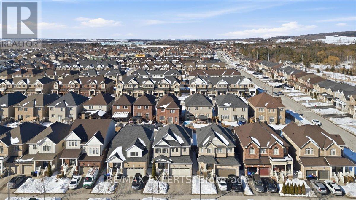 10 Mccabe Lane, New Tecumseth (Tottenham), Ontario  L0G 1W0 - Photo 39 - N12835206