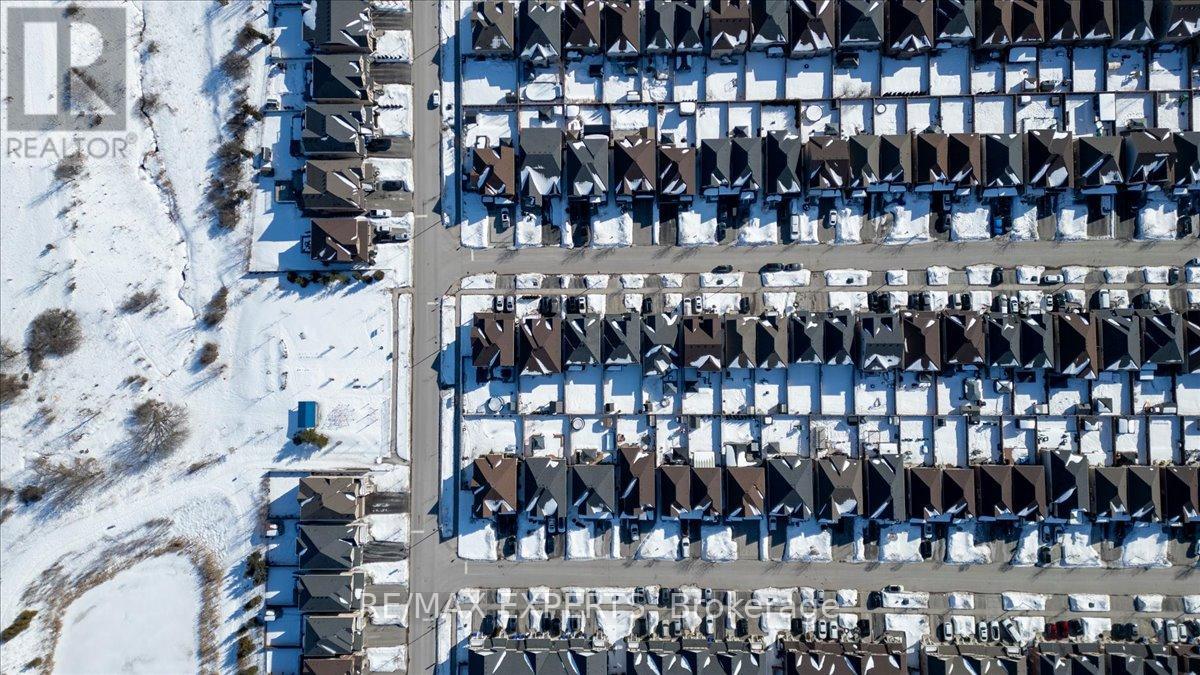 10 Mccabe Lane, New Tecumseth (Tottenham), Ontario  L0G 1W0 - Photo 44 - N12835206