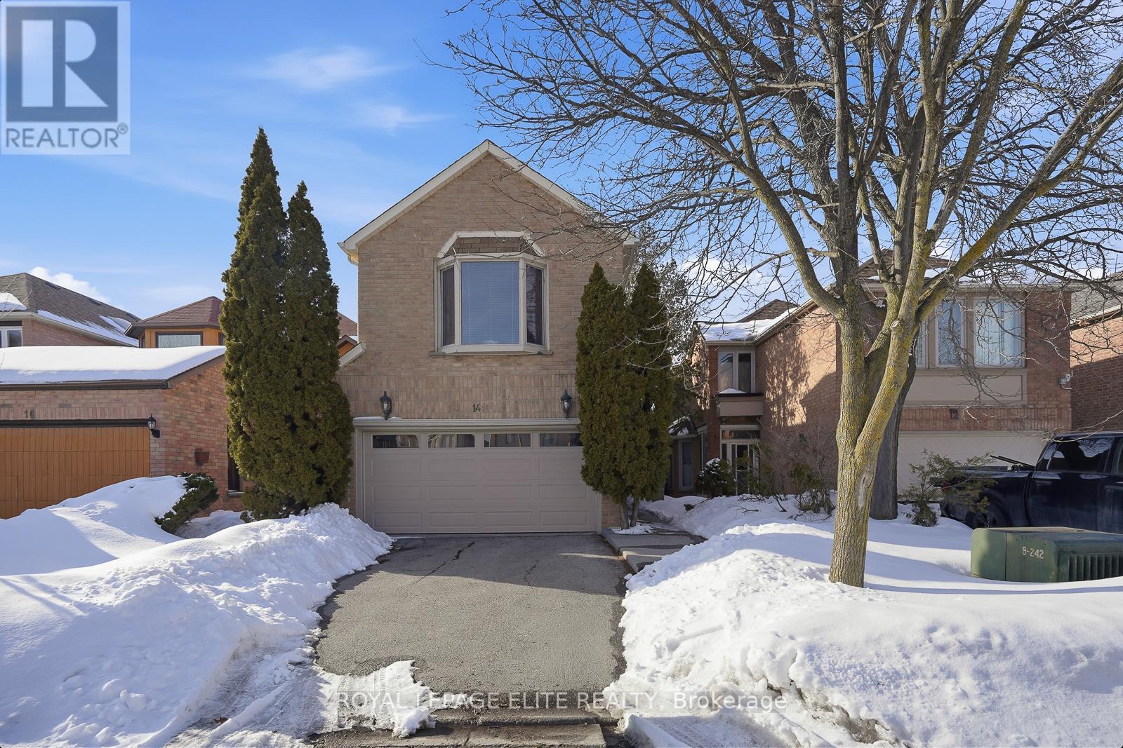 14 Glenoaks Court, Vaughan, Ontario  L4J 6N7 - Photo 2 - N12835338