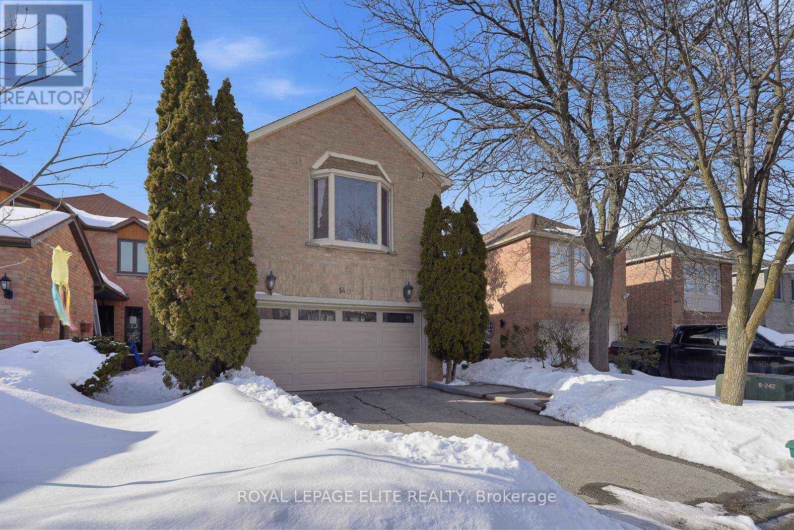 14 Glenoaks Court, Vaughan, Ontario  L4J 6N7 - Photo 3 - N12835338