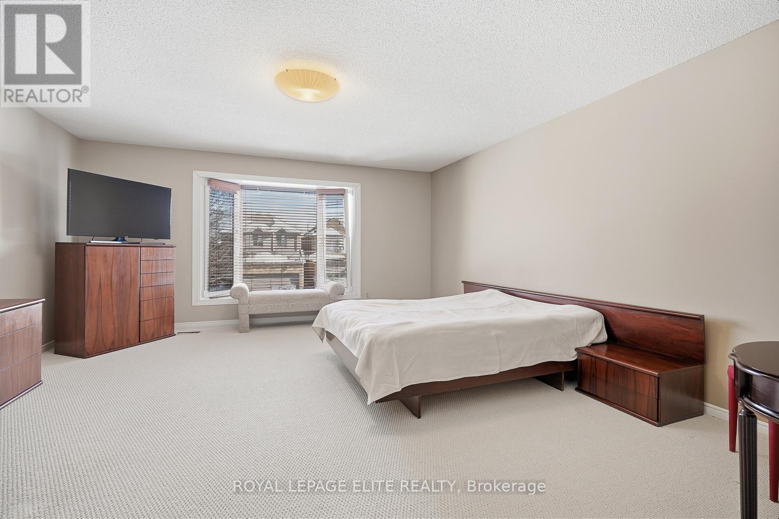 14 Glenoaks Court, Vaughan, Ontario  L4J 6N7 - Photo 31 - N12835338