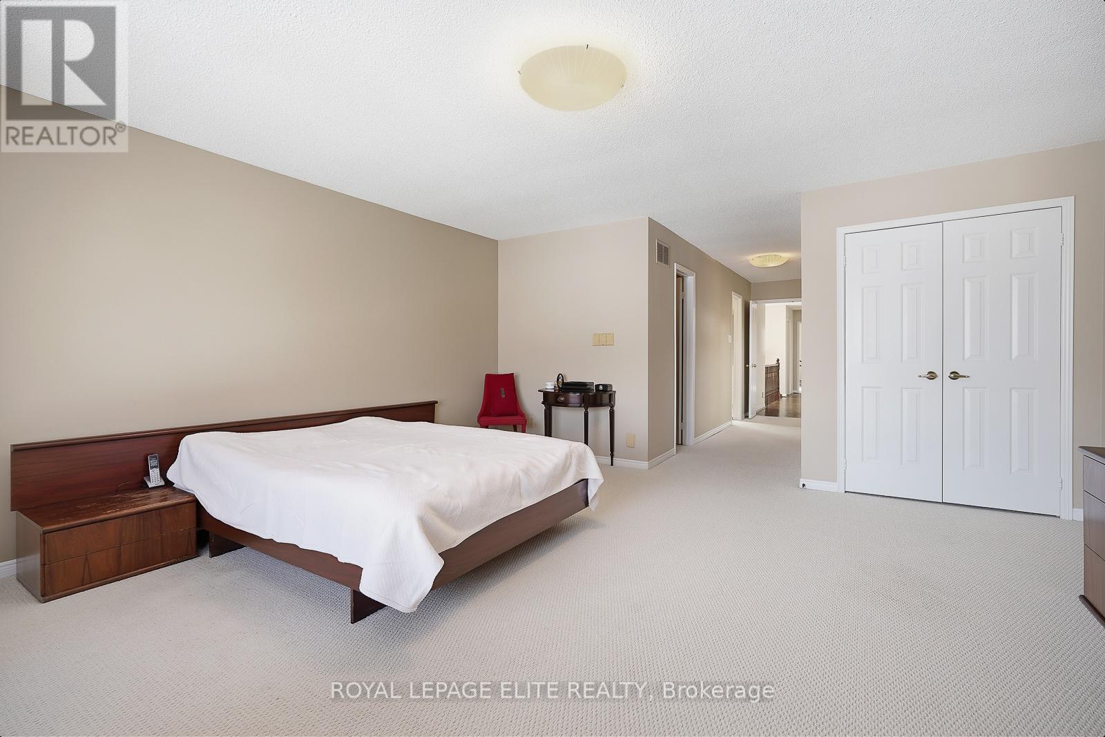 14 Glenoaks Court, Vaughan, Ontario  L4J 6N7 - Photo 34 - N12835338