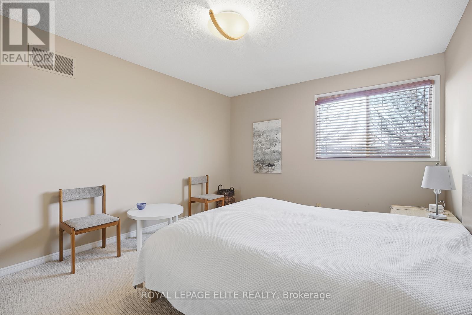 14 Glenoaks Court, Vaughan, Ontario  L4J 6N7 - Photo 39 - N12835338