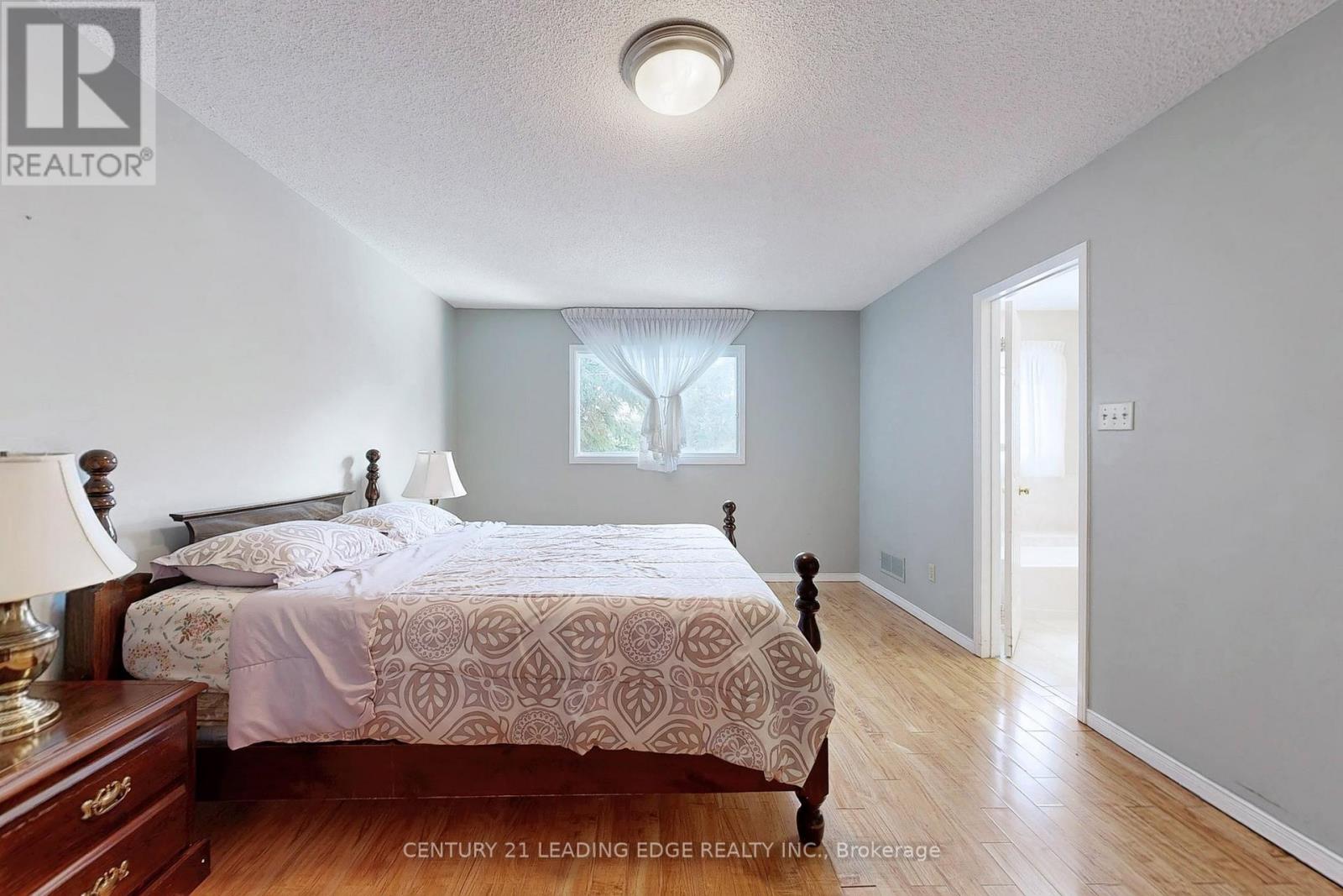 9 Coates Crescent, Richmond Hill, Ontario  L4E 2M3 - Photo 35 - N12835370