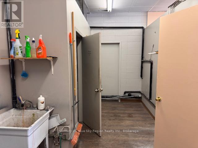 1111 Cassells Street, North Bay (Central), Ontario  P1B 4B3 - Photo 6 - X12719888