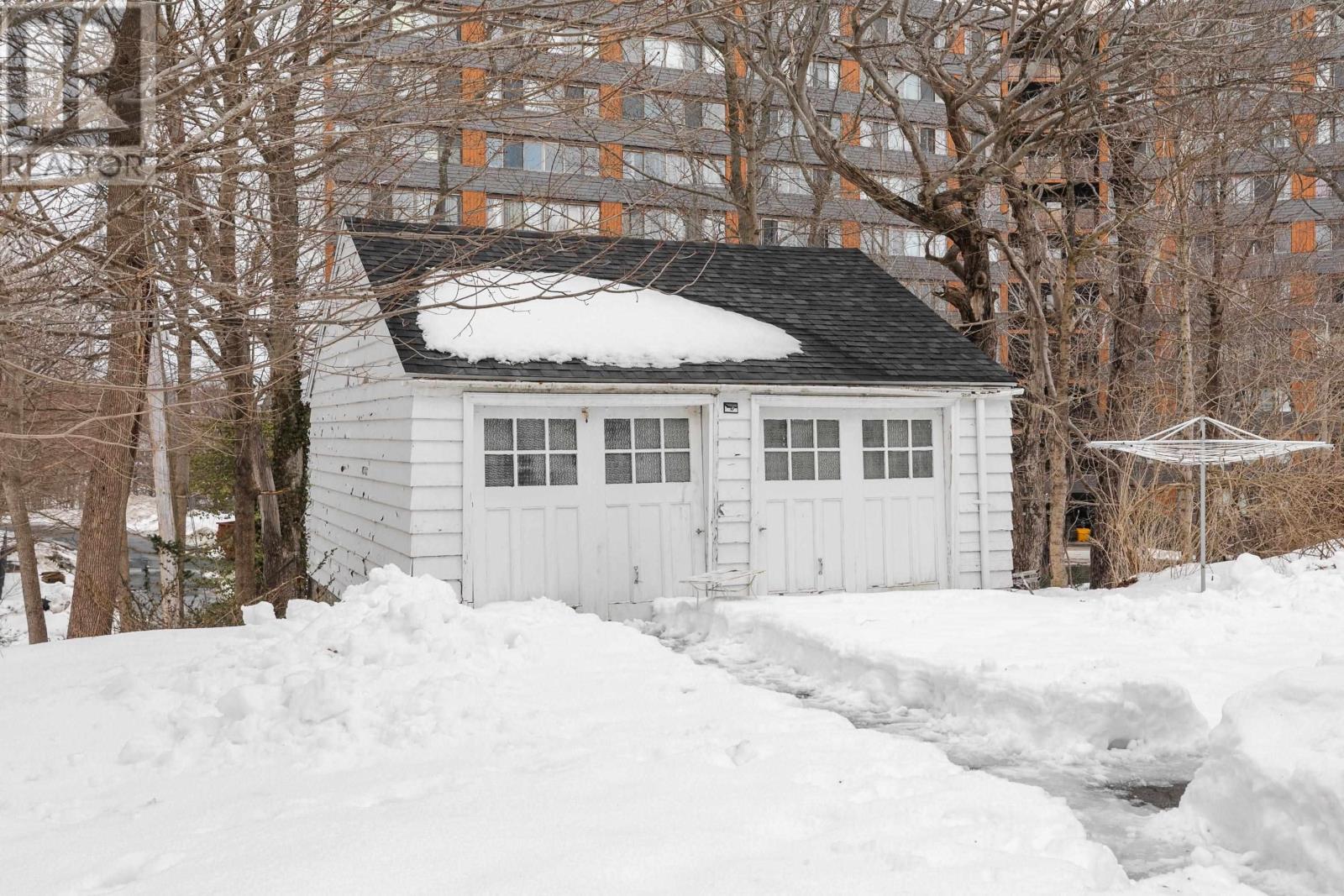 5661 Ogilvie Street, Halifax, Nova Scotia  B3H 1B8 - Photo 34 - 202603644