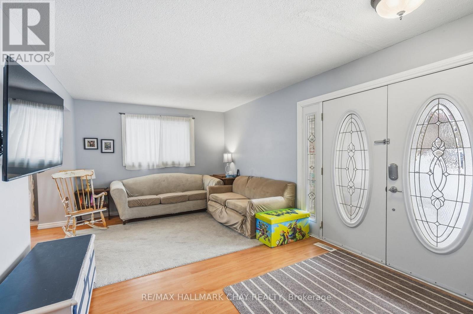 24 Fox Run, Barrie, Ontario  L4N 5L5 - Photo 3 - S12835198